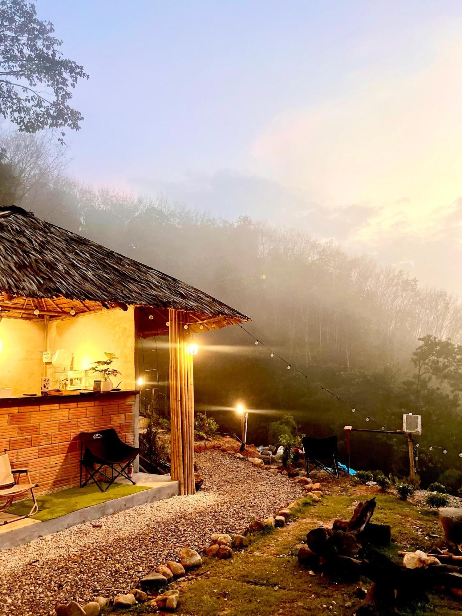 Camping Phutajoy Khaosok แคมป์ปิ้งภูตาจ้อยเขาศก Ban Thung Lang Tham Luaran gambar